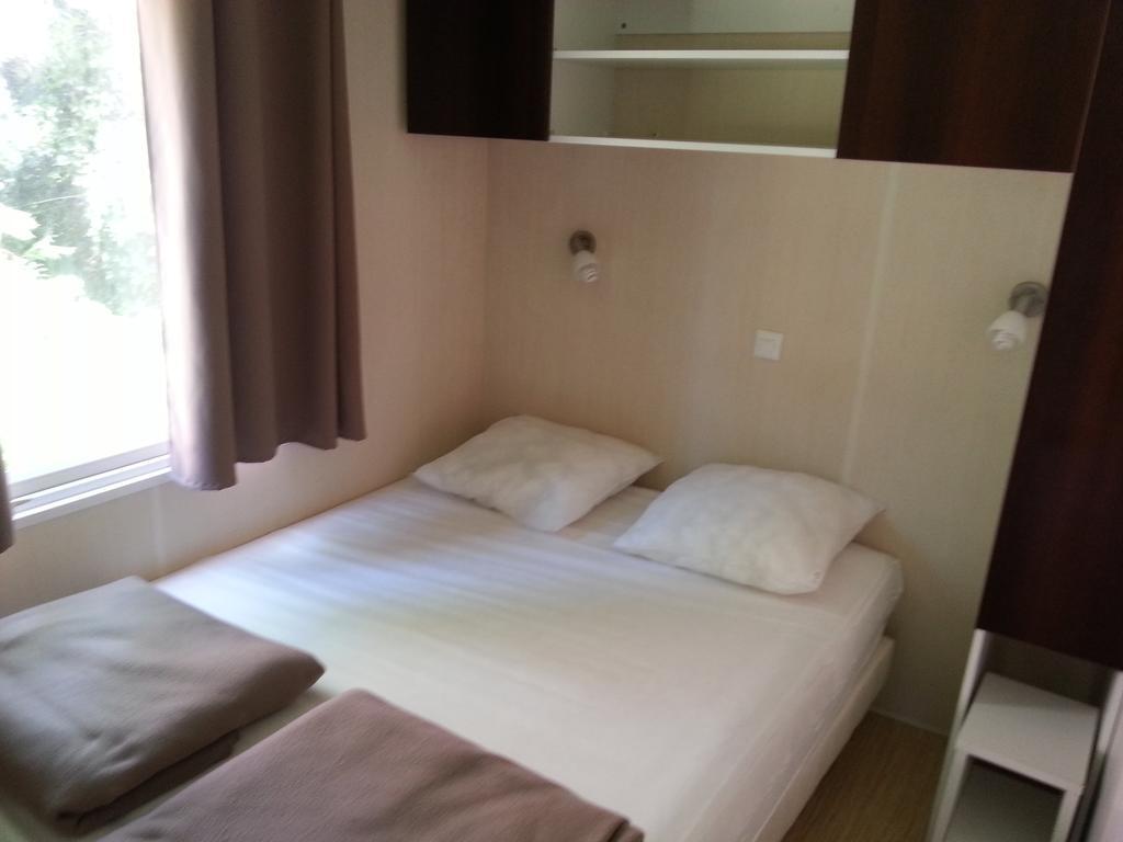 Camping Bellerive Montfrin Rom bilde